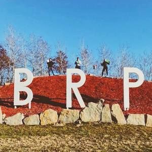 Meet your Posher, Victor